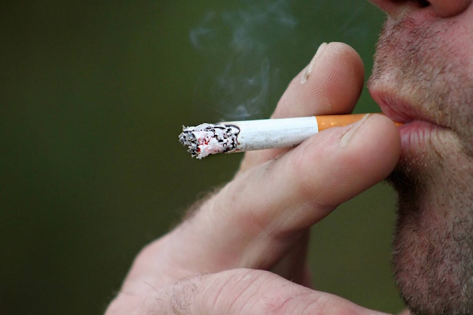 web1_smoking-2