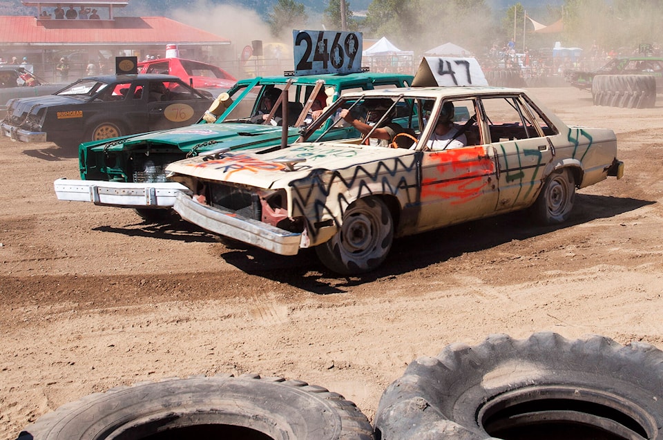 web1_20170827-saa-demo-derby-je-0102