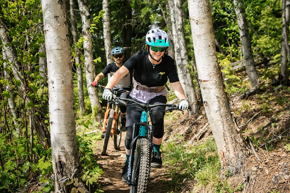 web1_210527-rtr-rmr-summer_2