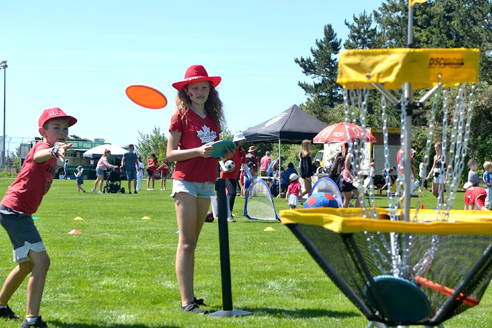 web1_230701-lat-ke-aldergrovecanadaday-_1