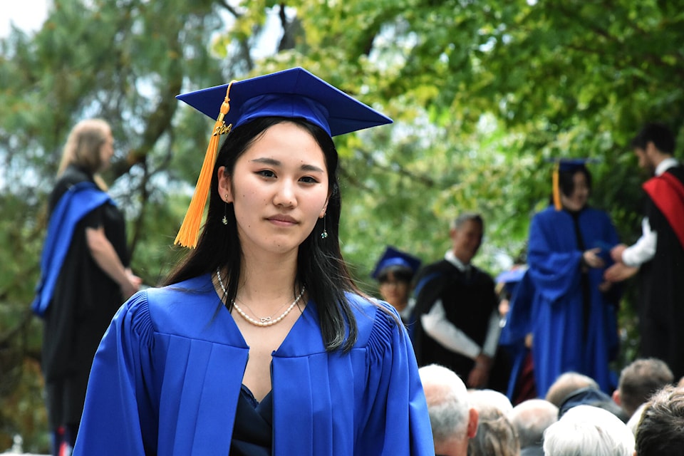 Parents, friends, loved ones, teachers, and students gathered at Comox’s Filberg Park on the afternoon of June 1 for Highland Secondary’s 2024 graduation ceremony. (Olivier Laurin / Comox Valley Record) 