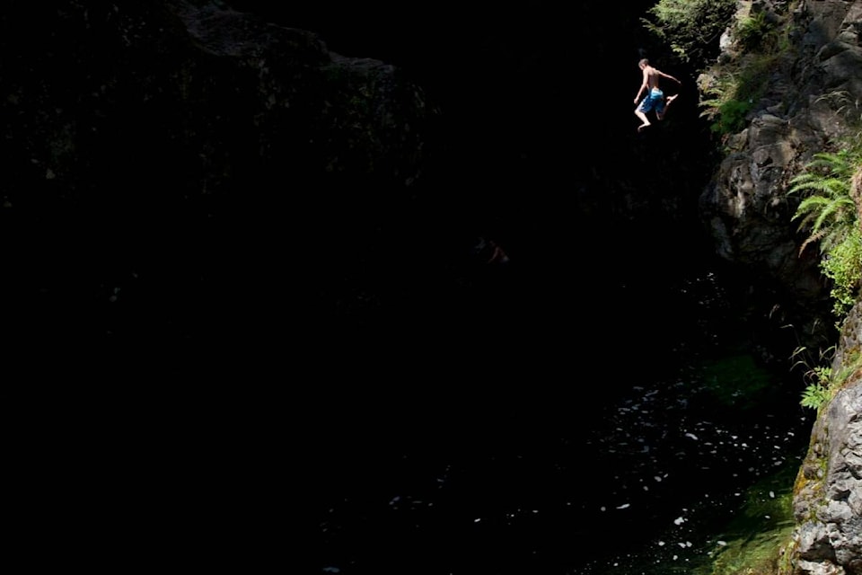 web1_240705-bpd-cliff-jumping-death