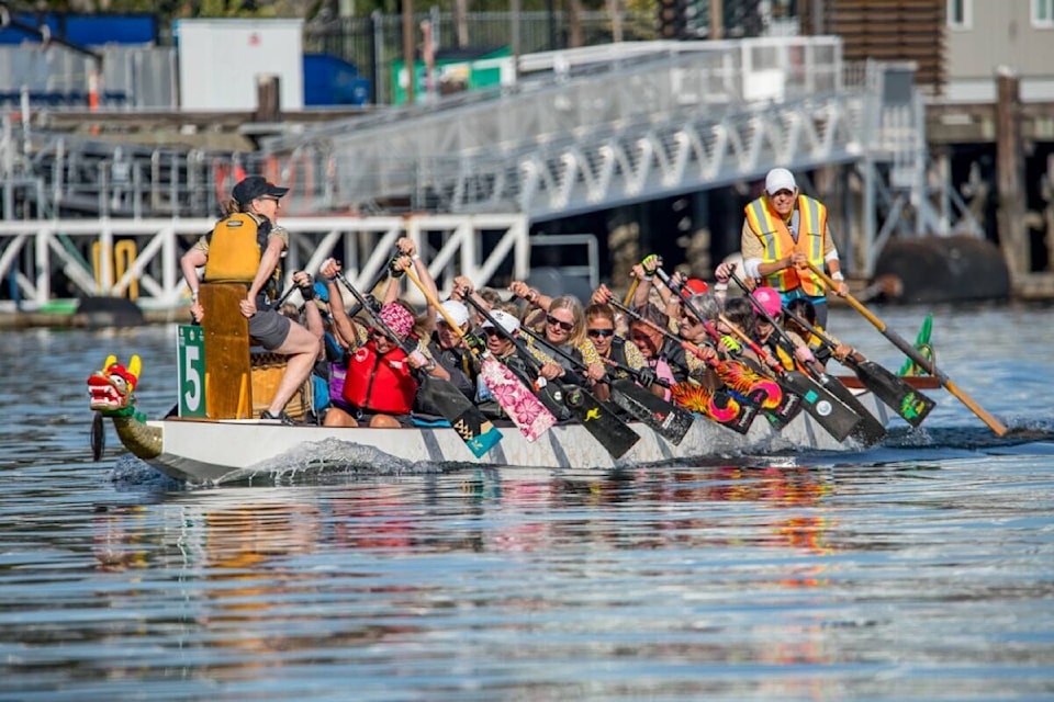 web1_dragon-boat