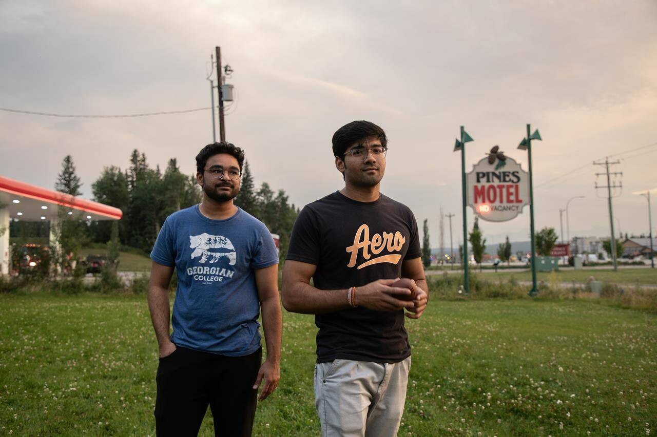 Neighbouring town of fire-struck Jasper ready to help long-term