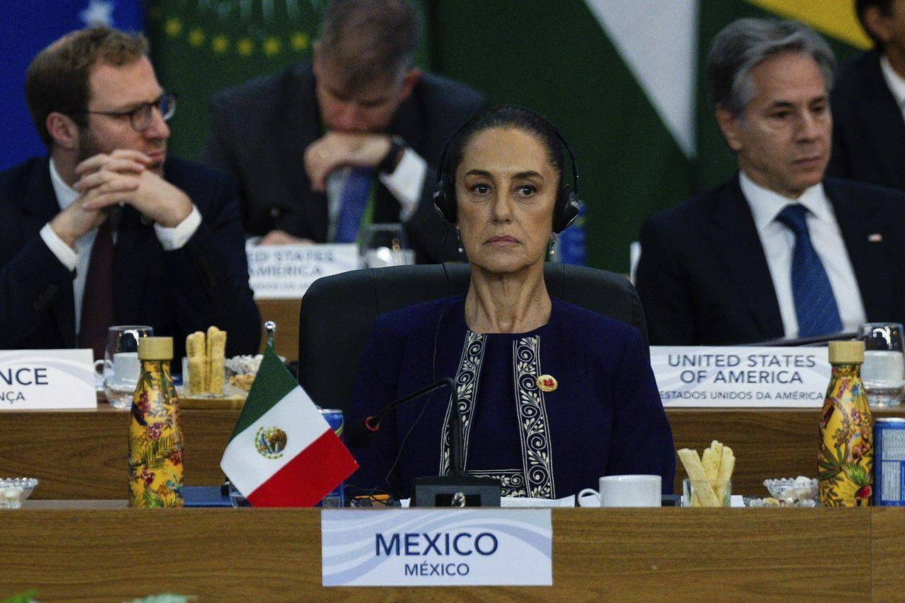 Joly touts ‘private’ diplomacy as Mexico criticizes Canada’s culture, trade