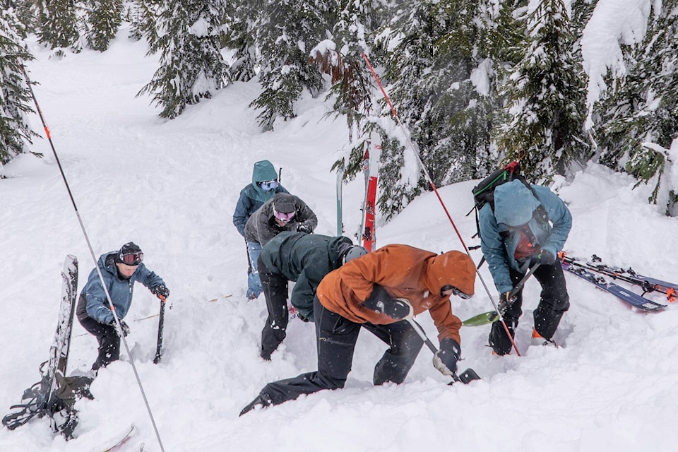web1_250123-cpw-lji-bc-winter-backcountry-snow_1