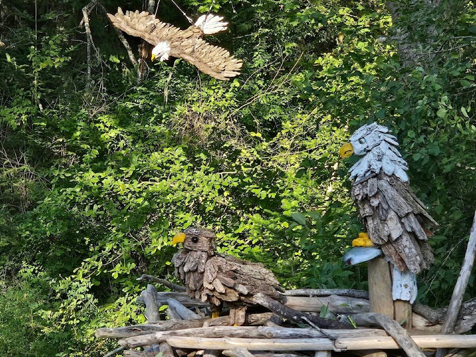 web1_eagles-nest