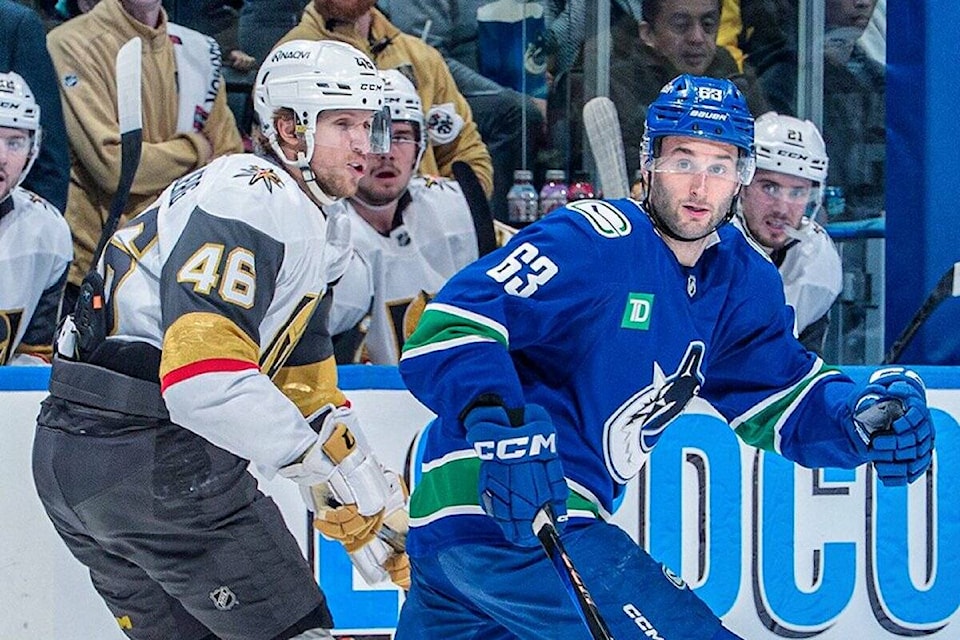 web1_250416-bpd-canucks-vegas-canucks_1