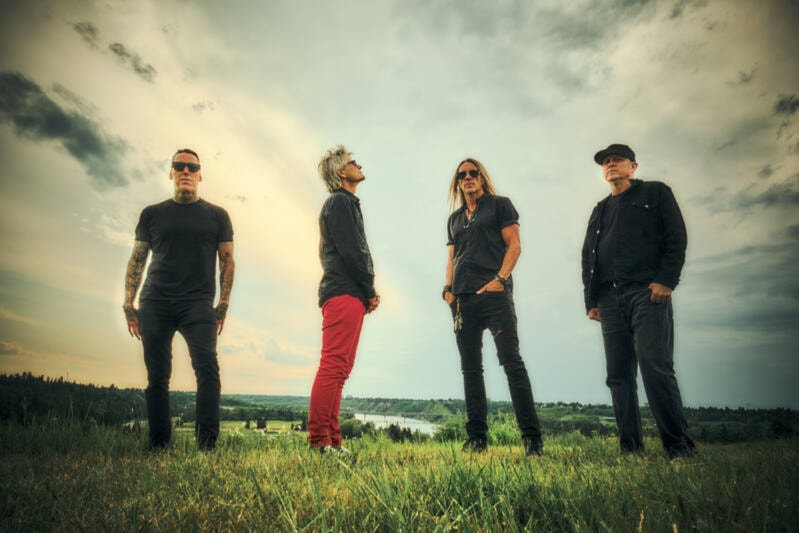 Econoline Crush brings New Gold Magic to Vernon