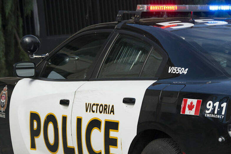 Repeat offender arrested after early-morning robbery in Victoria