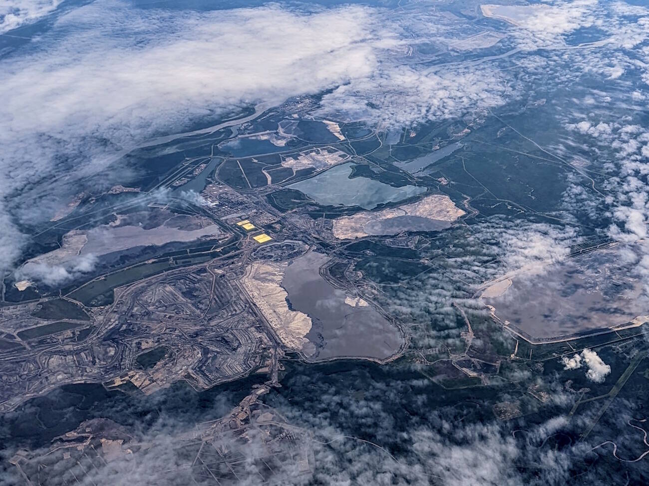 GNWT advocating for Indigenous governments to be consulted on release of oil sands mine water, spokesperson says