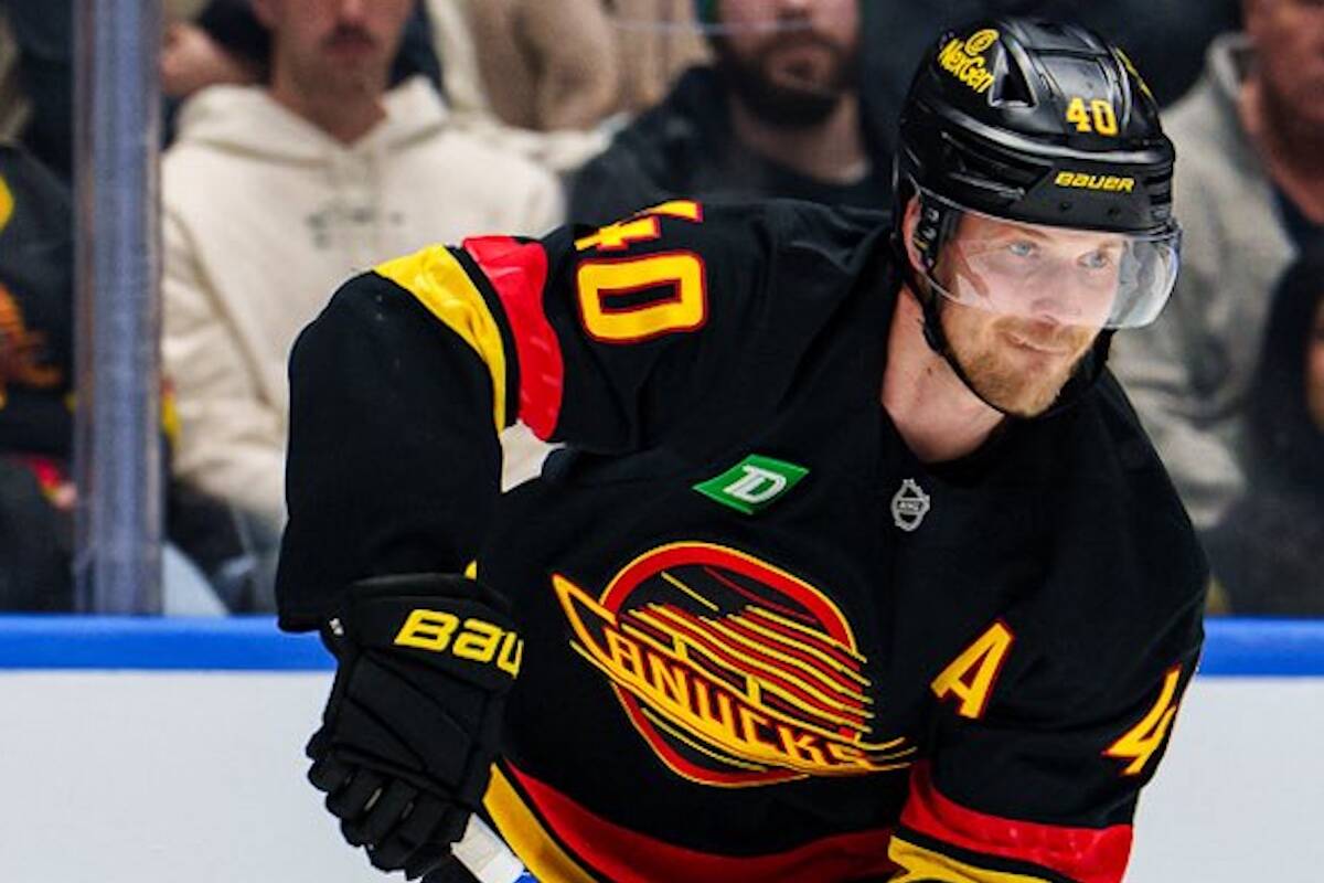 Blackwell nets winner as visiting Stars dump Vancouver Canucks 4-2