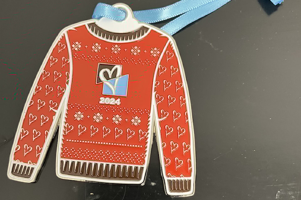 nov25-mv-ornament