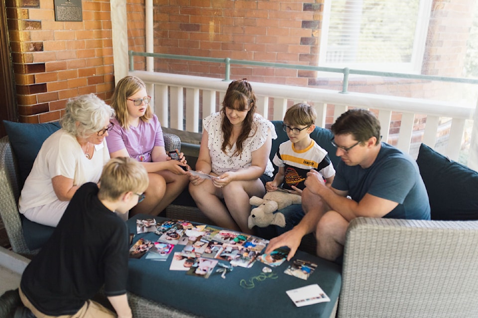 oct28-rempel-family-image-2