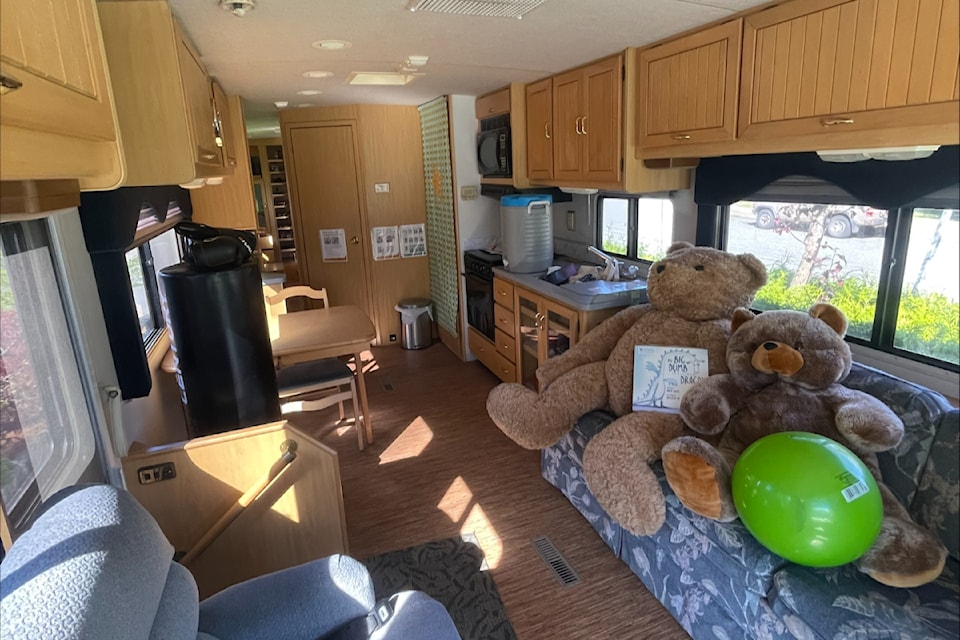interior-of-therapy-van