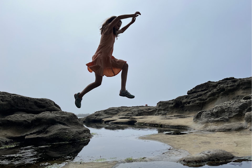 sept9-jumping_around_on_rocks_hugo_gervais_wild_people_winner