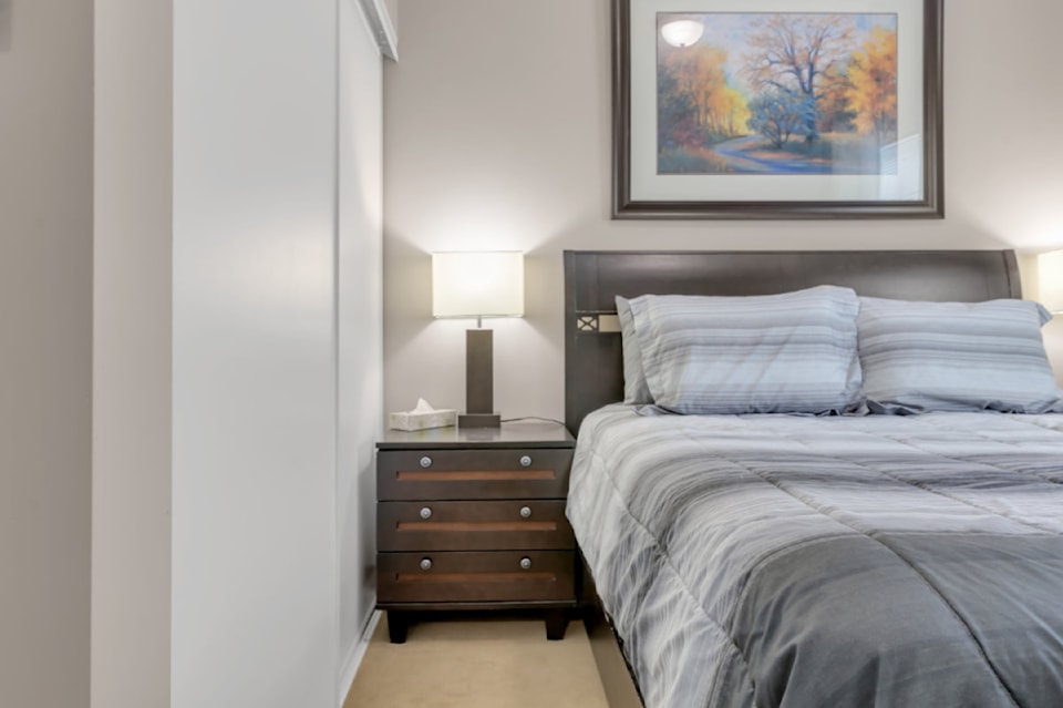 orchard-gardens-room-0225