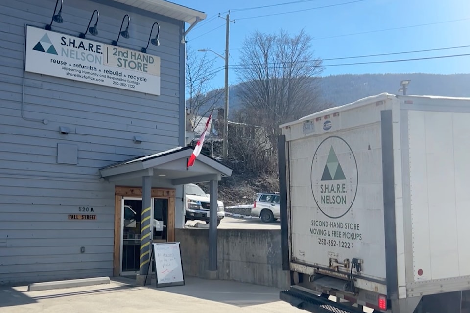 share-store-truck