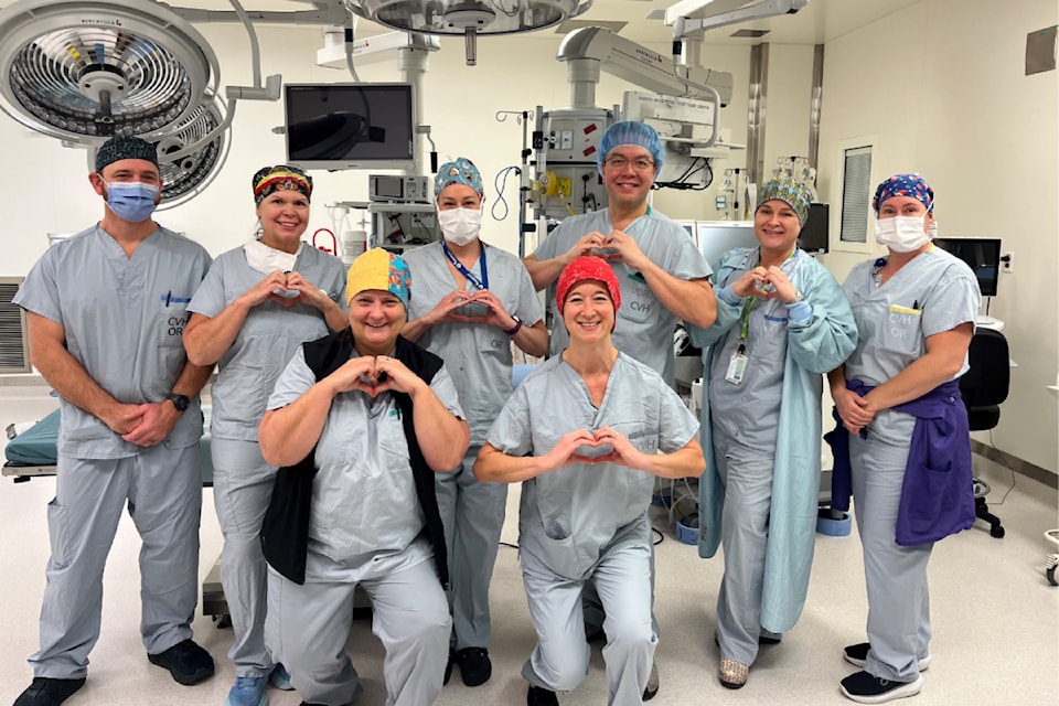 march24-cover-image_surgical-team