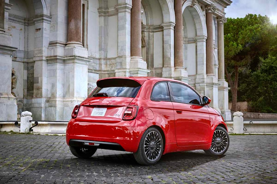 fiat_500e_3