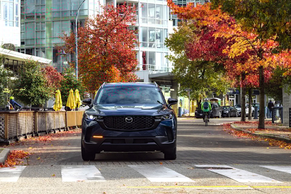 2025-mazda-cx-50-hybrid-front