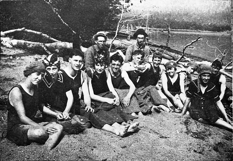 2014-003-3498-swimming-group-trout-lake