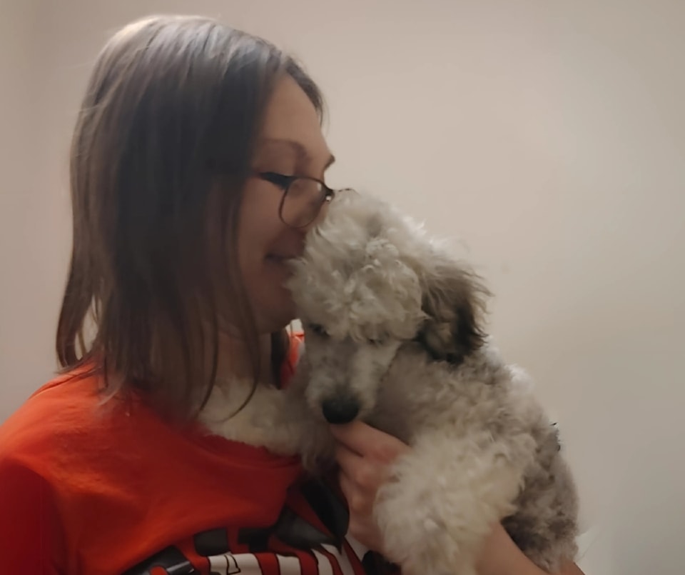 chelene-bogan-with-her-dog-da-vinci-2