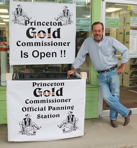 39510princetonGoldCommissioner