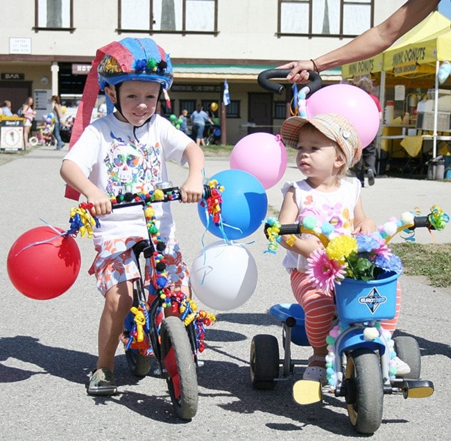 54081princetonBikeParade