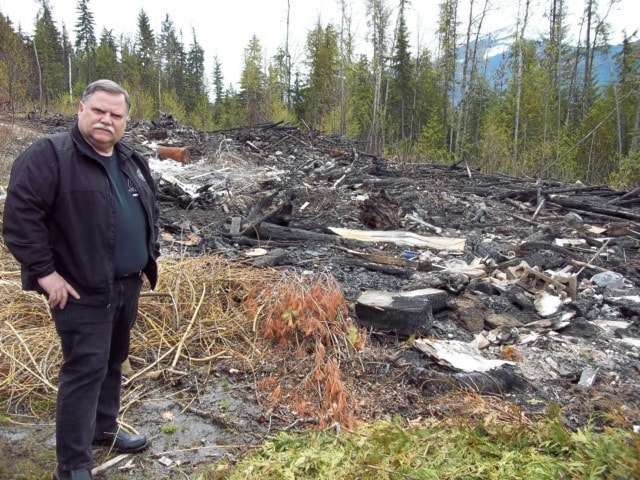 67799nakusp0504arson