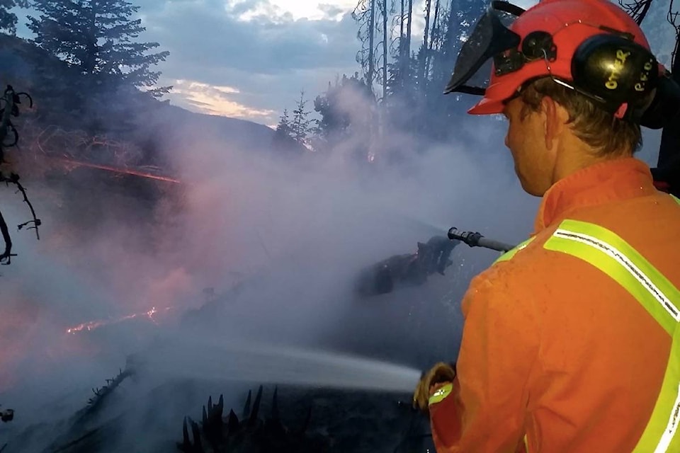 13044352_web1_180807-PSS-M-ColdspringForestFire-Aug-5-2018-Toby-Kelly1