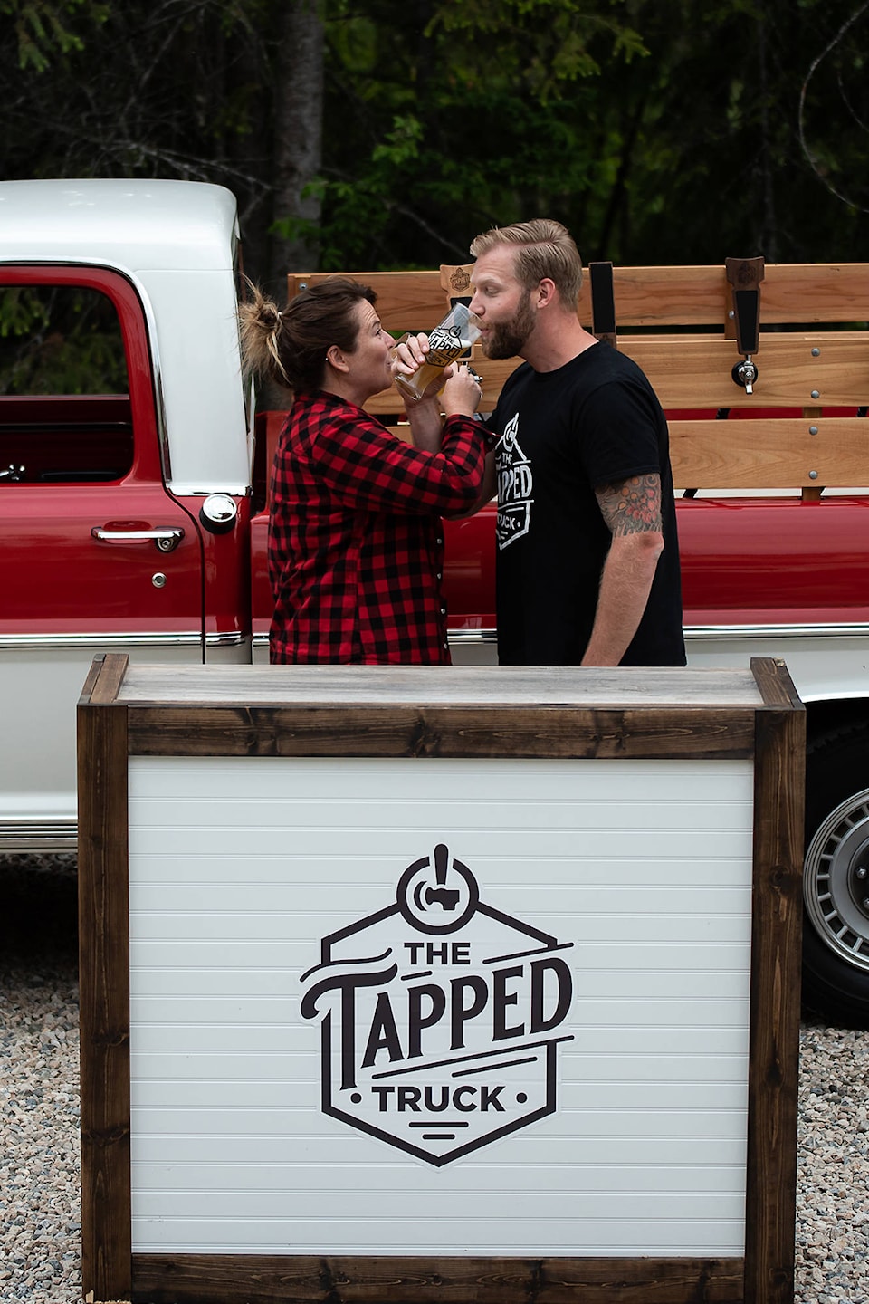 17222687_web1_Tappedtruck2