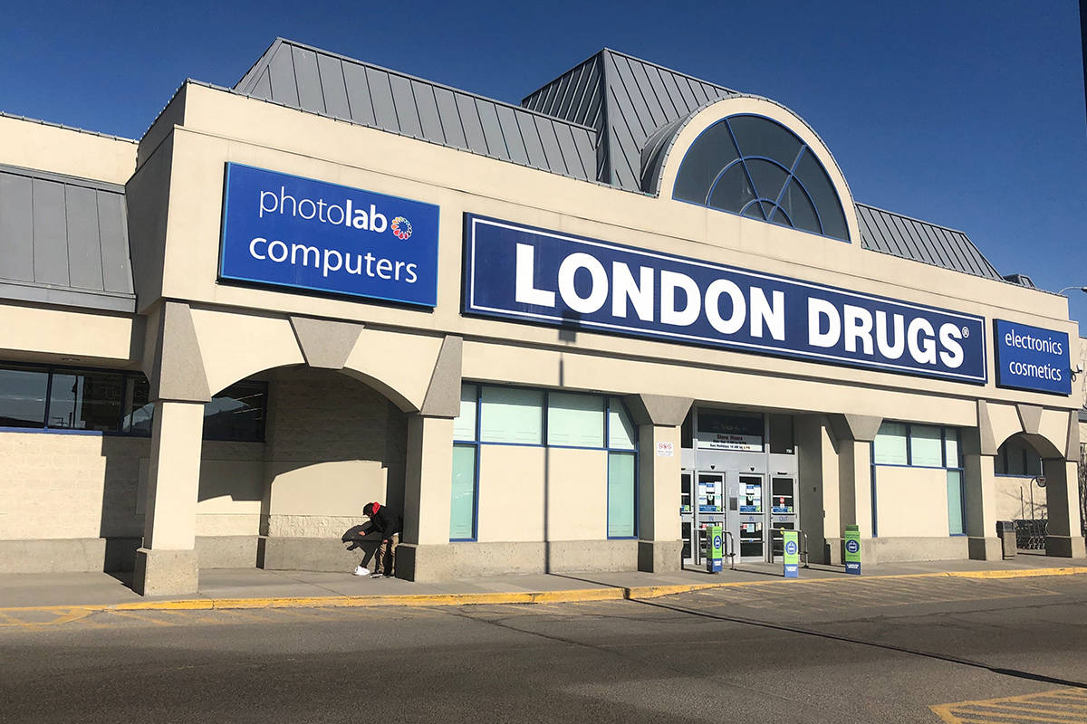 https://www.bpmcdn.com/f/files/similkameen/import/2020-04/21411293_web1_200401-VMS-London-Drugs-Vernon_1.jpg