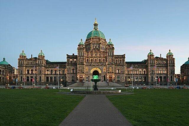 Premier announces B.C. legislature won't return until February 2025