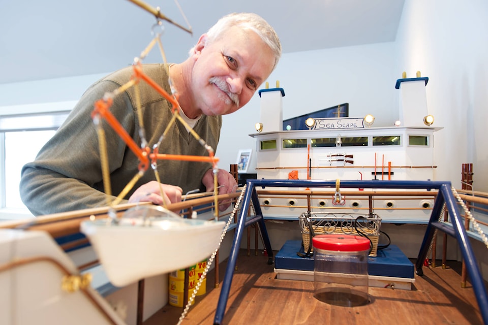 31922635_web1_230222-SAA-Richard-Hartwick-barge