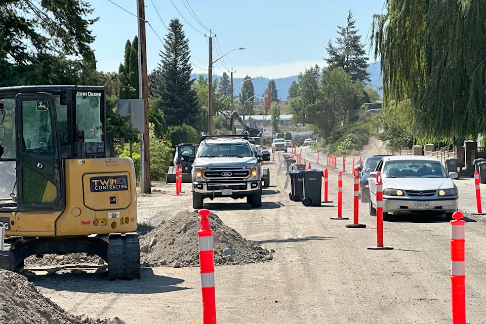 33822680_web1_230824-SUM-Road-work-photo-SUMMERLAND_1
