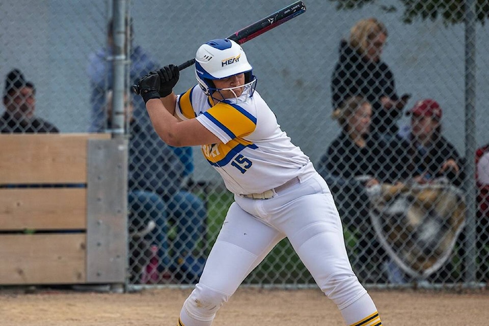 33970142_web1_230928-KCN-ubco-softball-preview_1