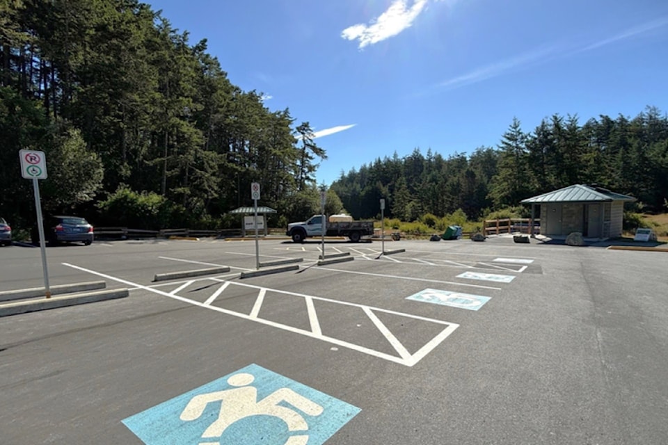 es_aylard_new_parking_lot_crd-4