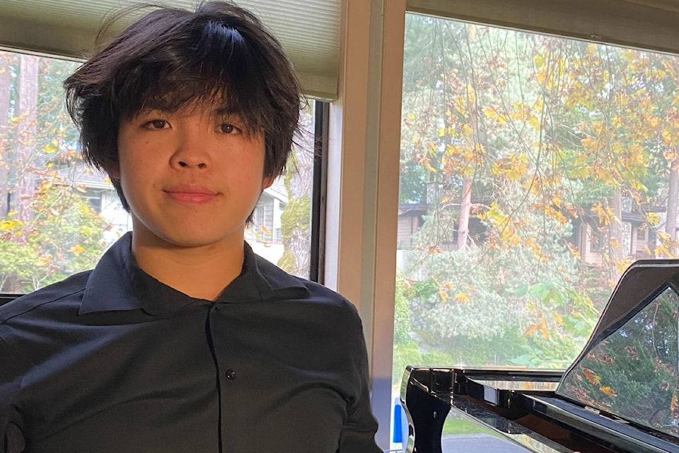 Acclaimed young pianist Filbert Zhang will perform with the Sooke Philharmonic orchestra on Nov. 3.
(Sooke Philharmonic Orchestra/Contributed)