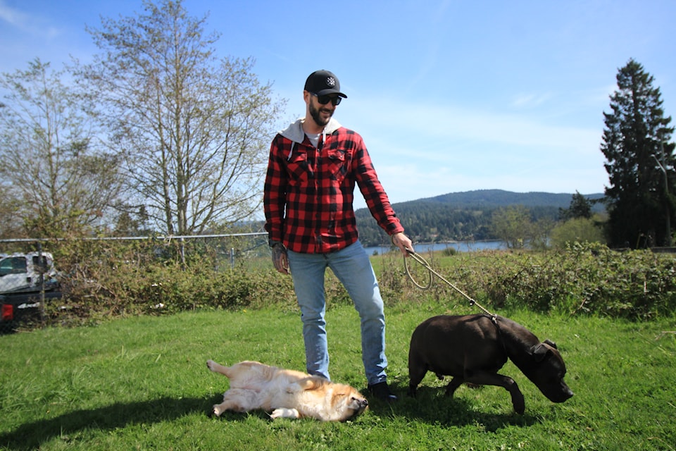 250404-snm-jesse-adams-raincoast
