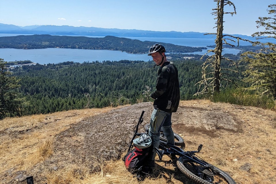 Checking the view at Harbourview/Sea to Sea Park on a rental Trek Fuel EX7. 