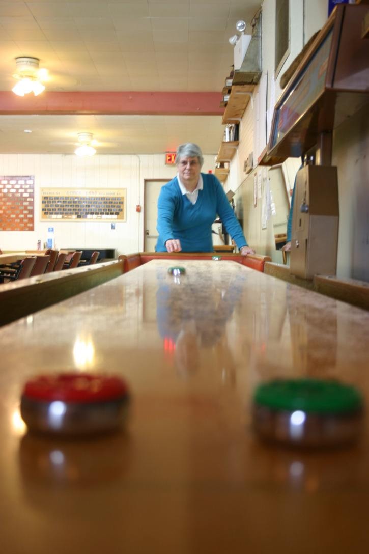 45836sookeweb-SP-shuffleboard