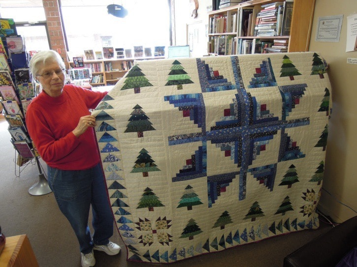 32559sookeONLINE-NEWS-community-SookeFallFair-quilt