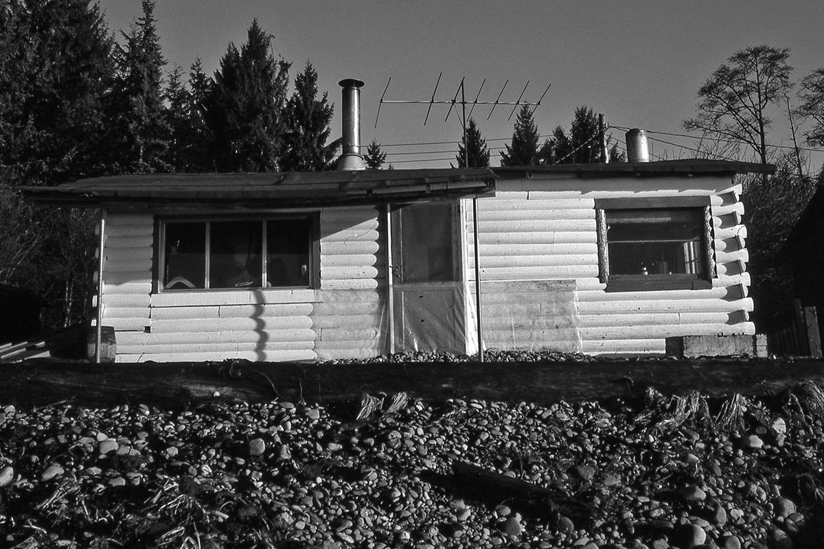 9679115_web1_Tugwell-cabin-1983
