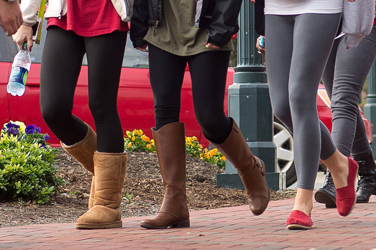 leggings dress code