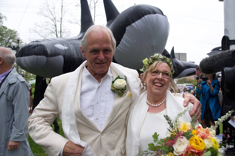 Elizabeth sales may's wedding