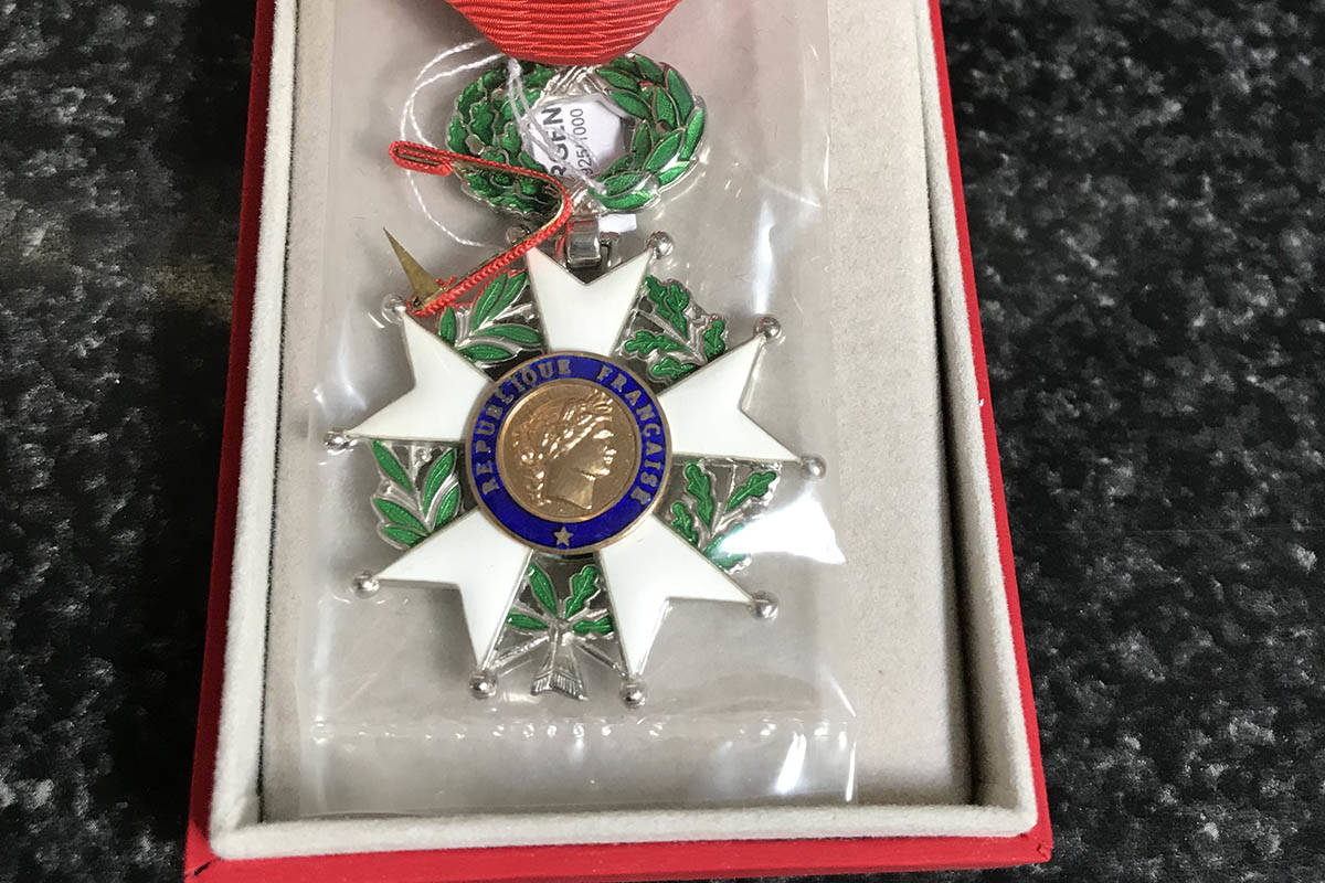 17703876_web1_190715-VNE-VetranFrenchLegionofHonour_3