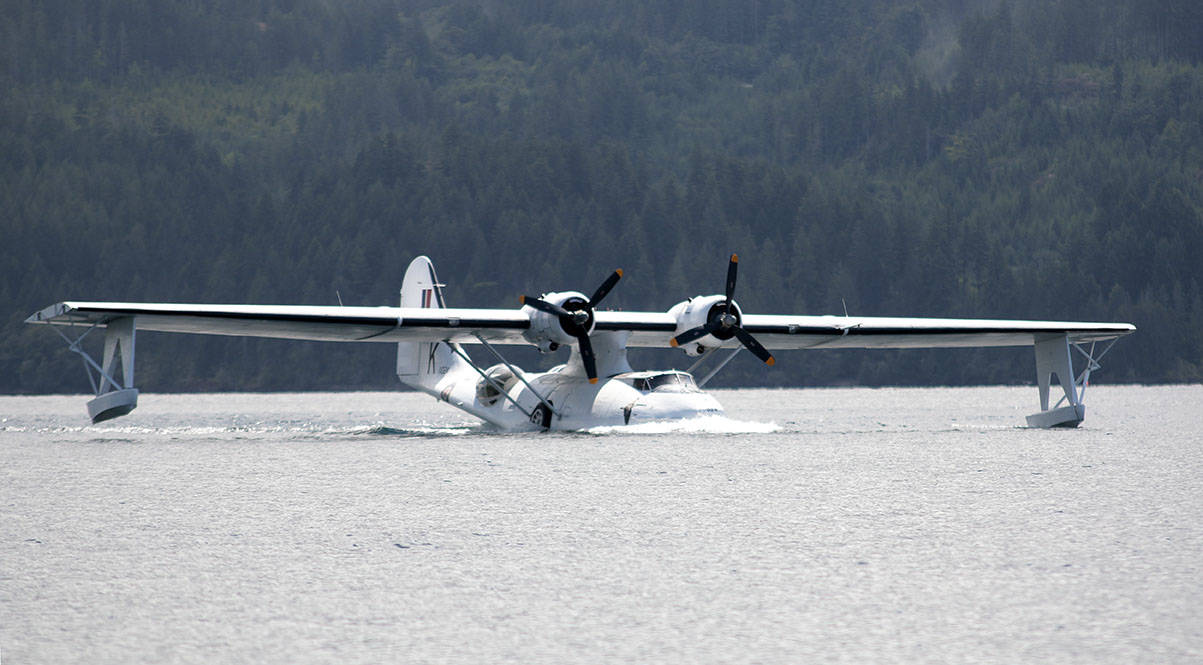 22370231_web1_200806-LCO-Catalina-flying-boat-lake-cowichan_2