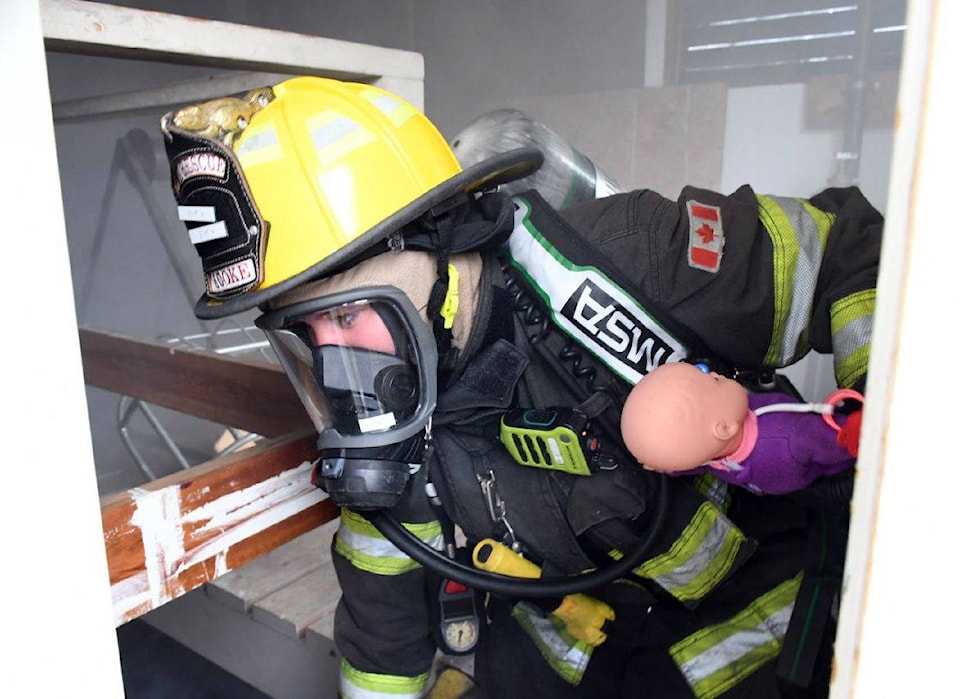 22498319_web1_200514-SNM-Firefighter-training-PIX-PIX_2