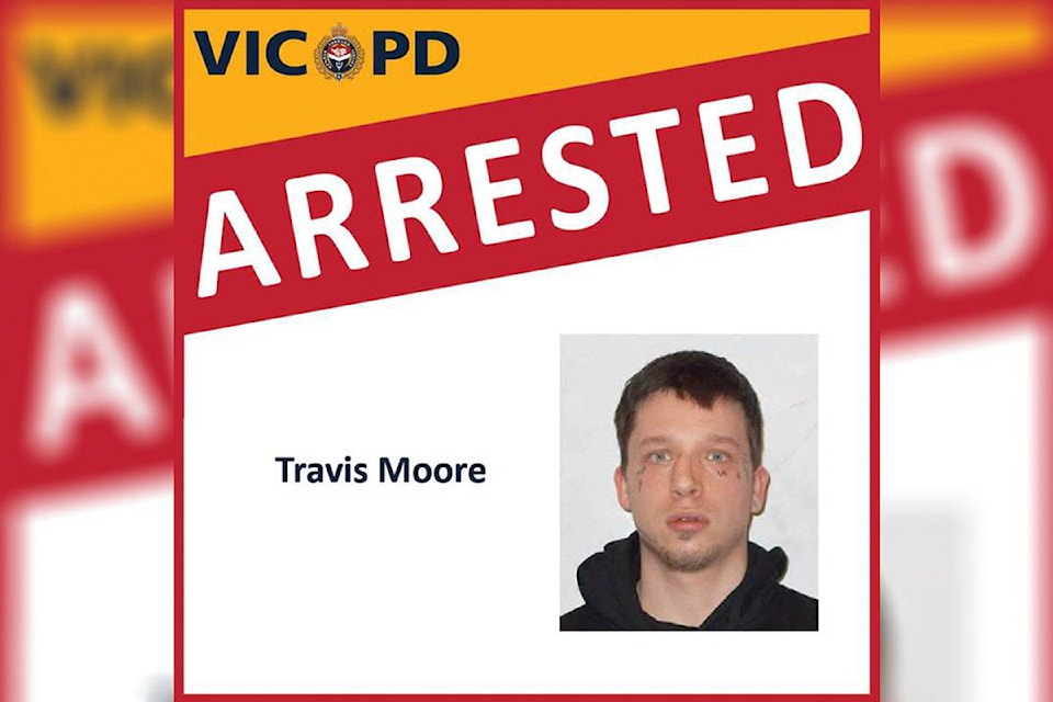 24841866_web1_210414-VNE-Travis-Moore-Arrested_1